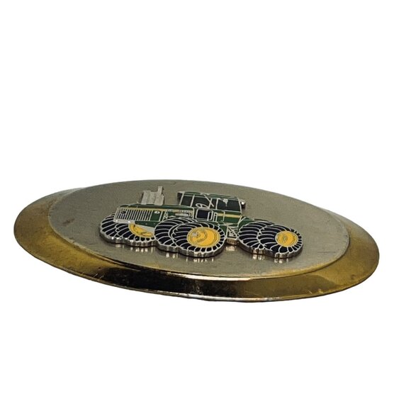 John Deere Gold/Silver Tone And Enamel 4WD Tractor Western Belt Buckle (5430) - Picture 2 of 3